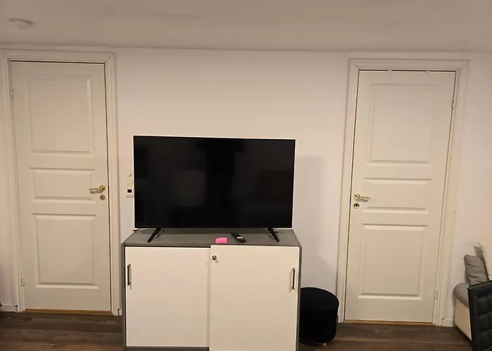 Beautiful 2 Rooms Apartment In Klofta,Near Oslo Airport& Oslo